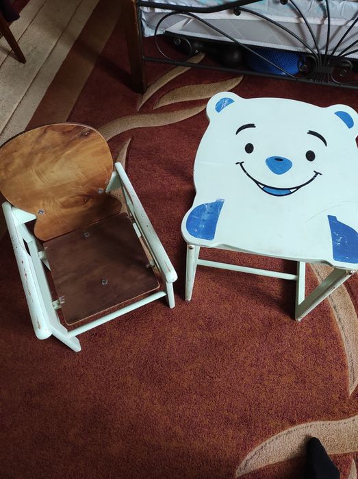 Дитячий   столик