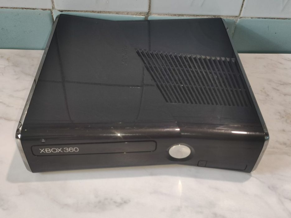 Xbox 360 500 гб , внимательно читайте описание