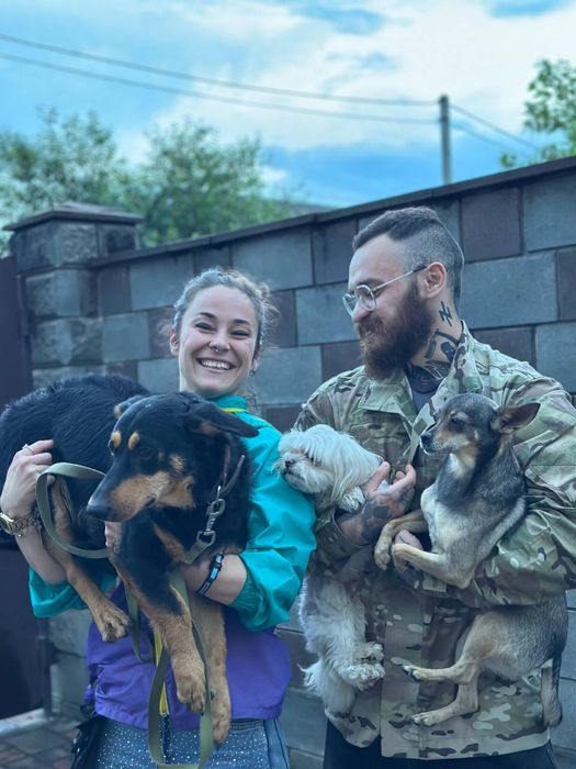 Підрощений песик - Добрим людям.