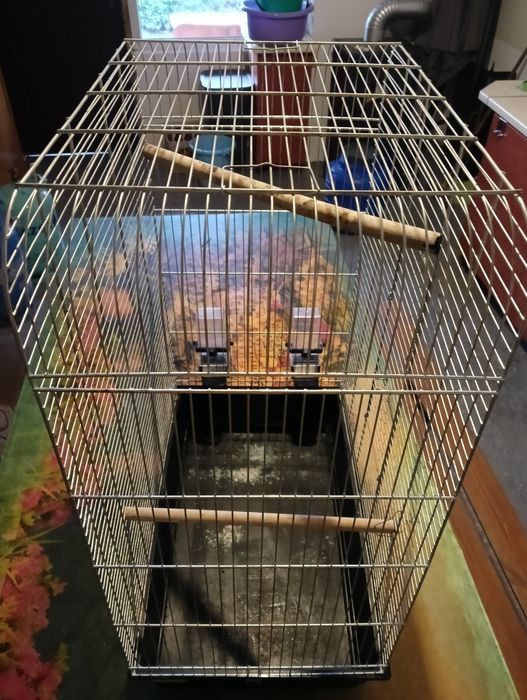 Sprzedam klatkę dla papug duża