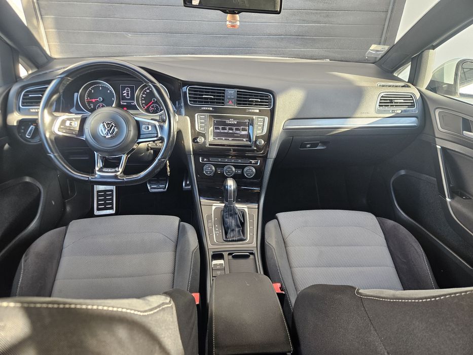 VW Golf  // R line // TDI  // DSG