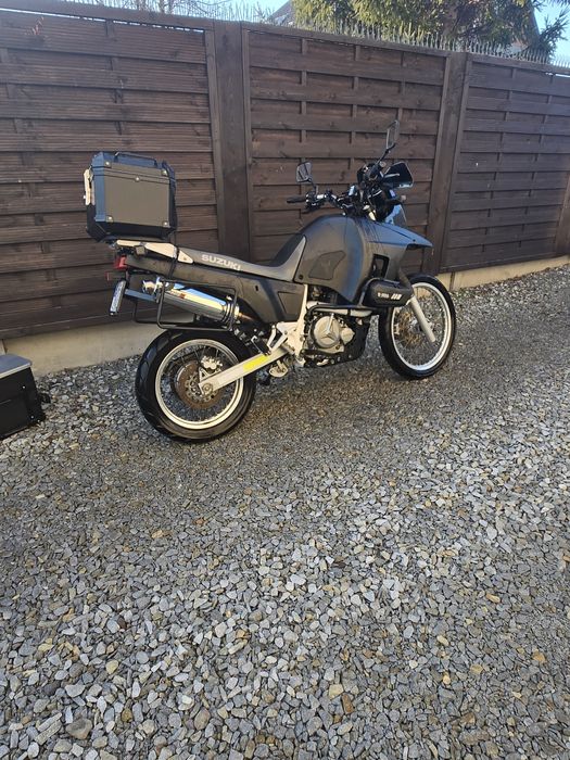 Suzuki DR 800 BIG SUPERstan