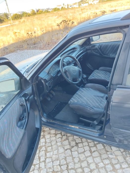 Opel astra 1.7 diesel — photo 4