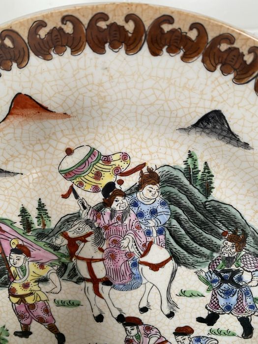 Prato de porcelana antigo chines