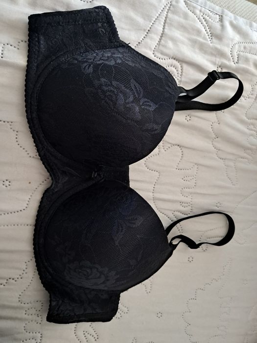 Жіночий бюсгалтер