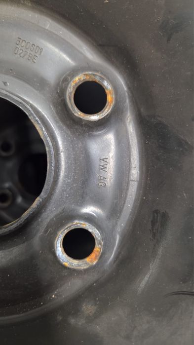 Koła zimowe 120x5  215/60R16 Dunlop