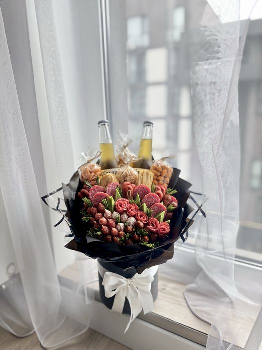 Мясний букет, букет для чоловіків, чоловічий букет, на день батька, мясний бокс, запаска для чоловіків, букет для нього, букет з ковбаси, чоловічий