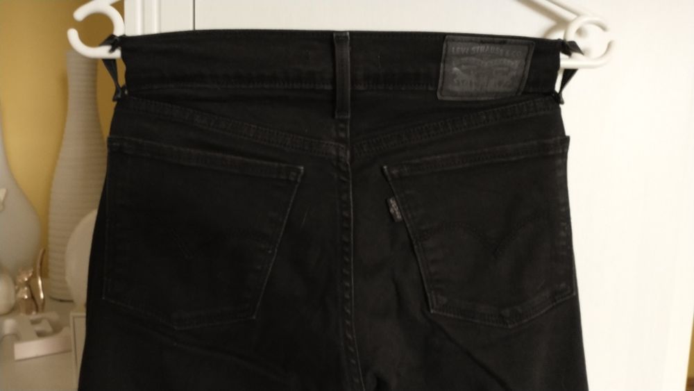 Spodnie Levis W26 L32 dziewczęce