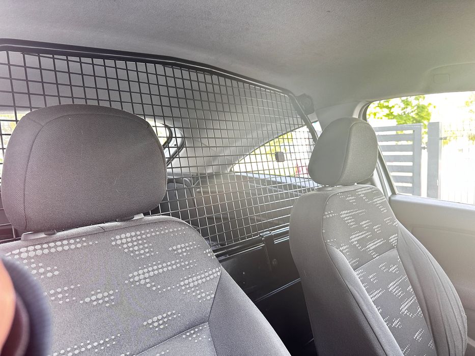 Samochód Ciężarowy Opel Corsa Van -Vat1