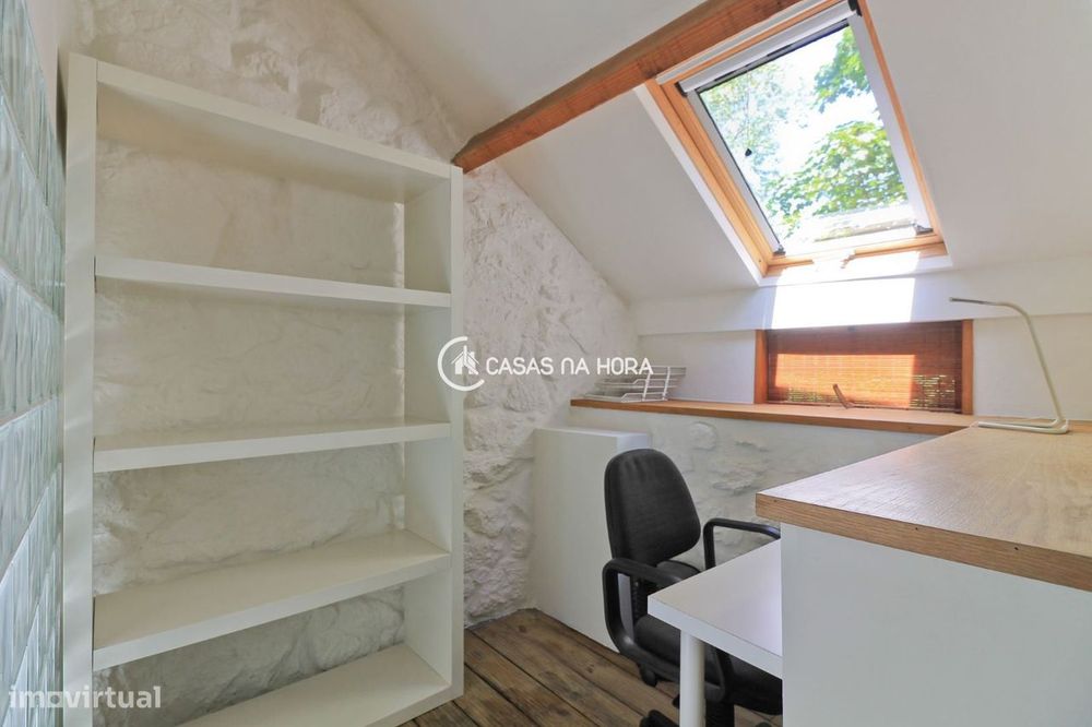 Moradia Duplex V1+1 mobilada e equipada!