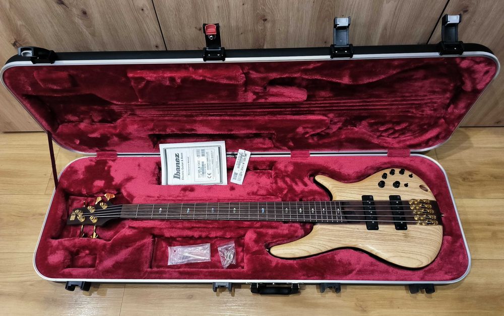 Ibanez SR1305 NTF Premium + case Ibanez
