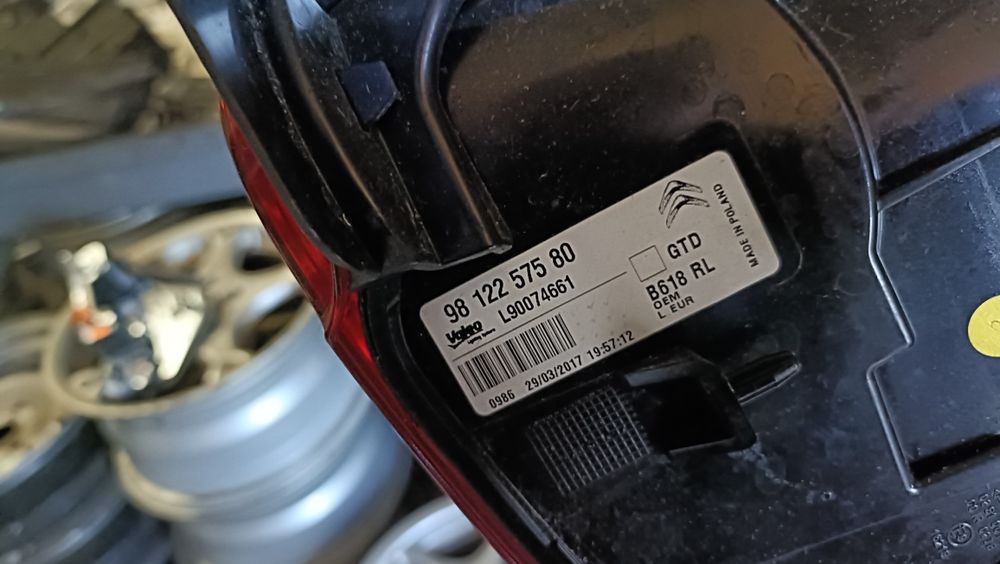 Farolim esquerdo C3 aircross