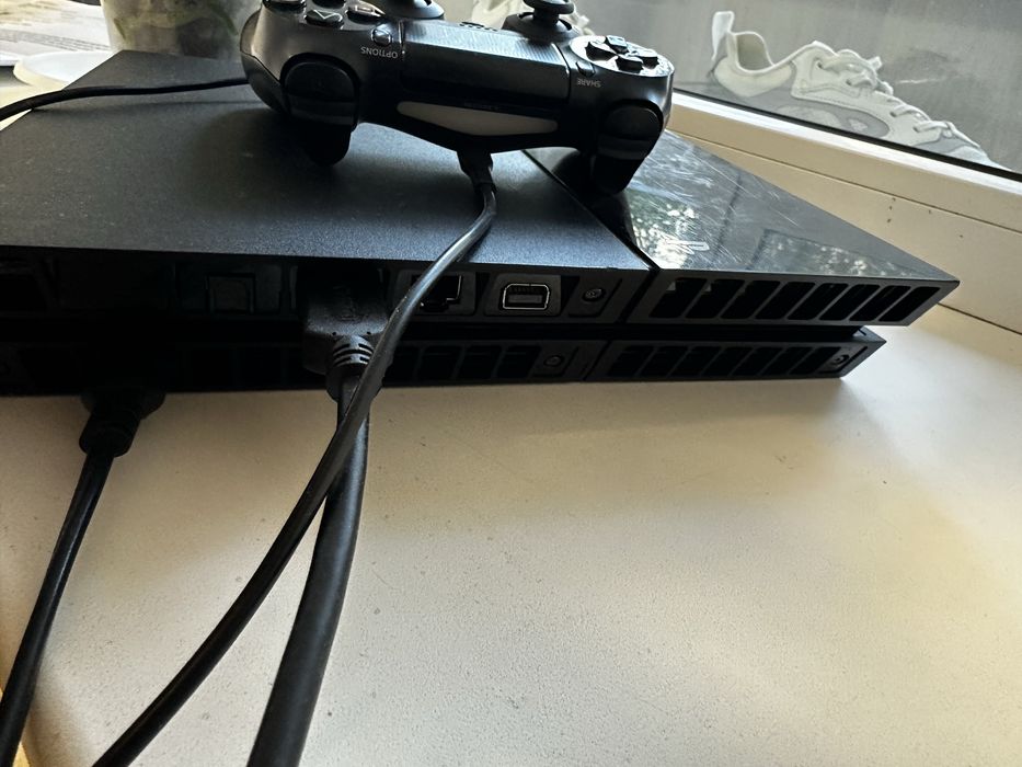 Продам Playstation 4 500gb