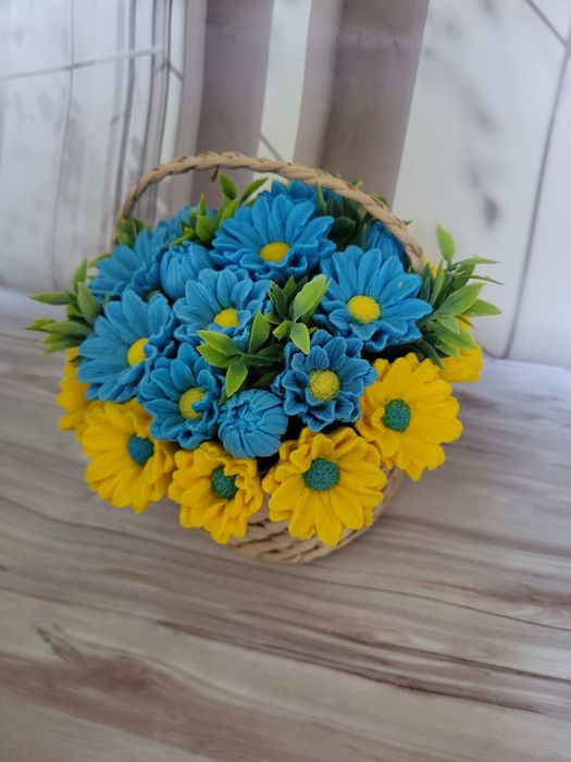 Ароматні Квіти до свят