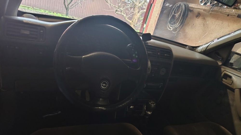 Продам Опель Вектра А