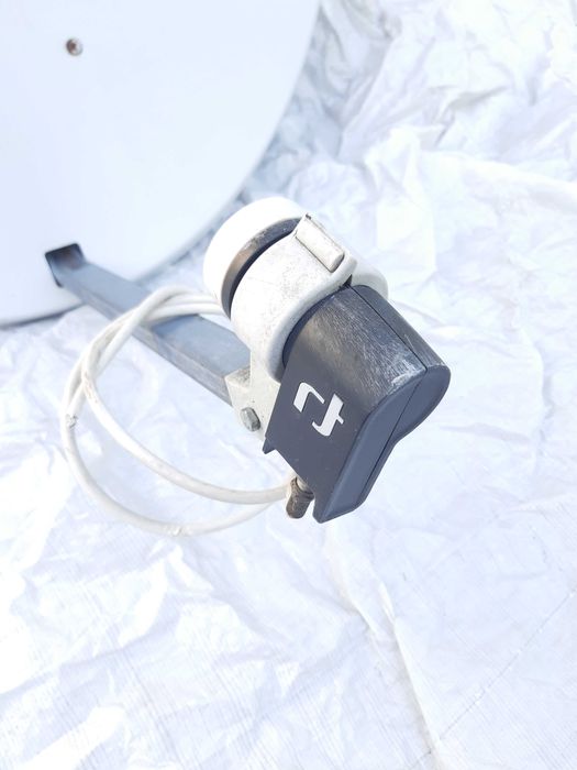 Antena satelitarna Talerz 80x75cm Biała Konwerter Długi uchwyt 2m