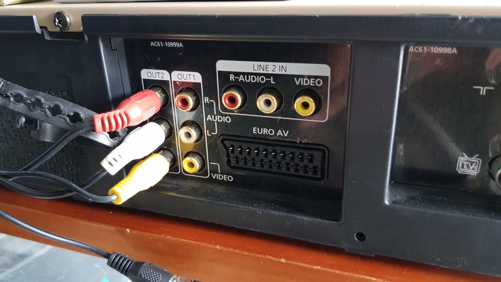 Video Samsung SV-4000 W Multisitema c/ comando.