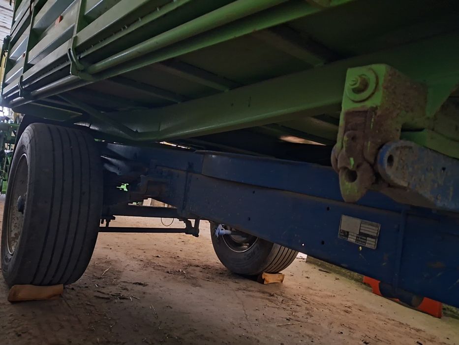 Przyczepa wywrotka jednosiowa 3strony