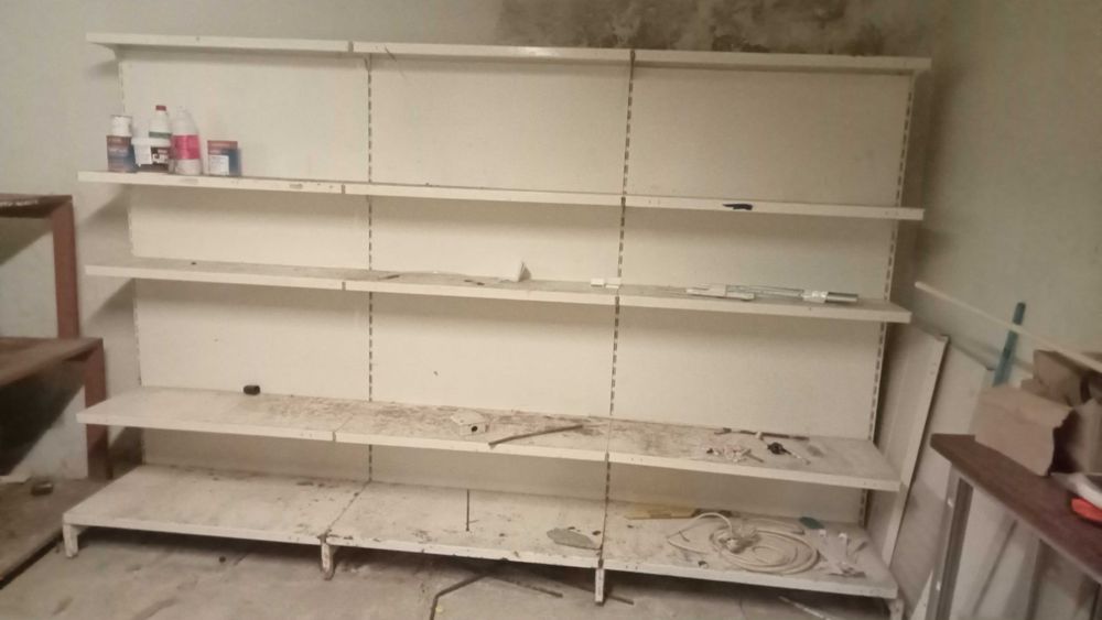 Prateleiras comercio super mercado