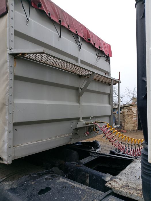 Контейнеровоз зерновоз