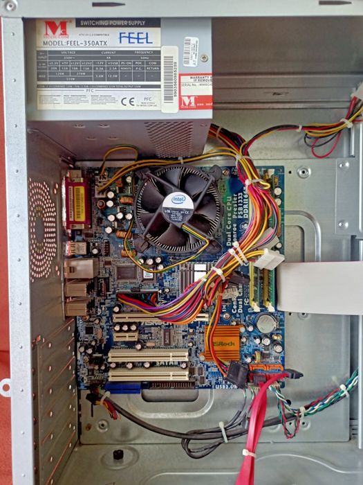 Retro Komputer Dual - Core 1,60 GHZ 2gb ramu WARTO !!
