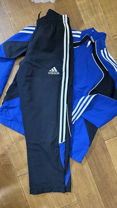 Adidas спорт костюм 164 см 13-14 років