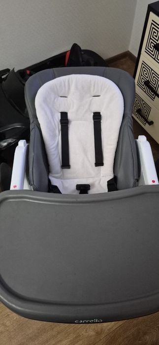 Стільчик для годування CARRELLO Apricus
