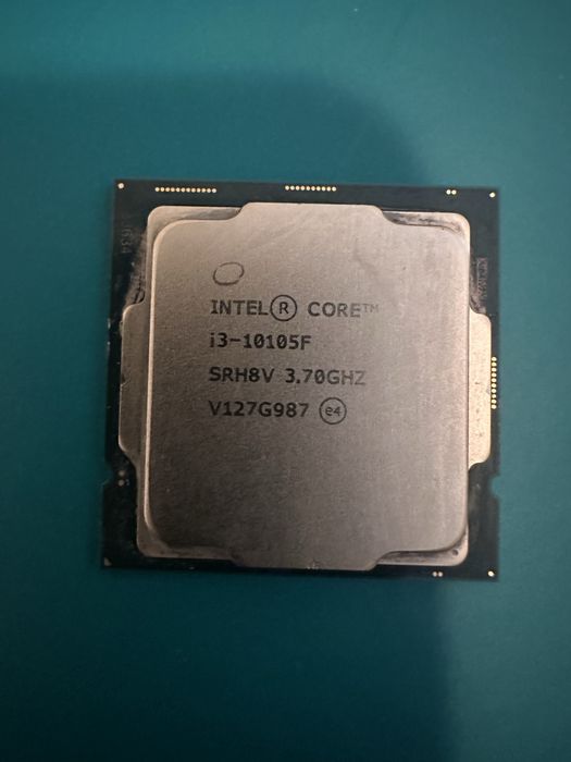 Vendo: Gigabyte B560M DH3 / i3 10105F /32Gb Ram