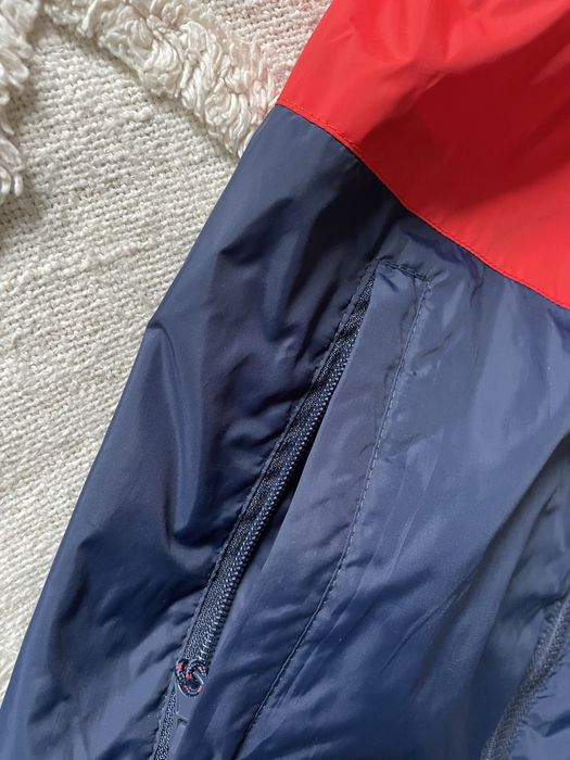 Nowa kurtka wiatrówka, przejściówka