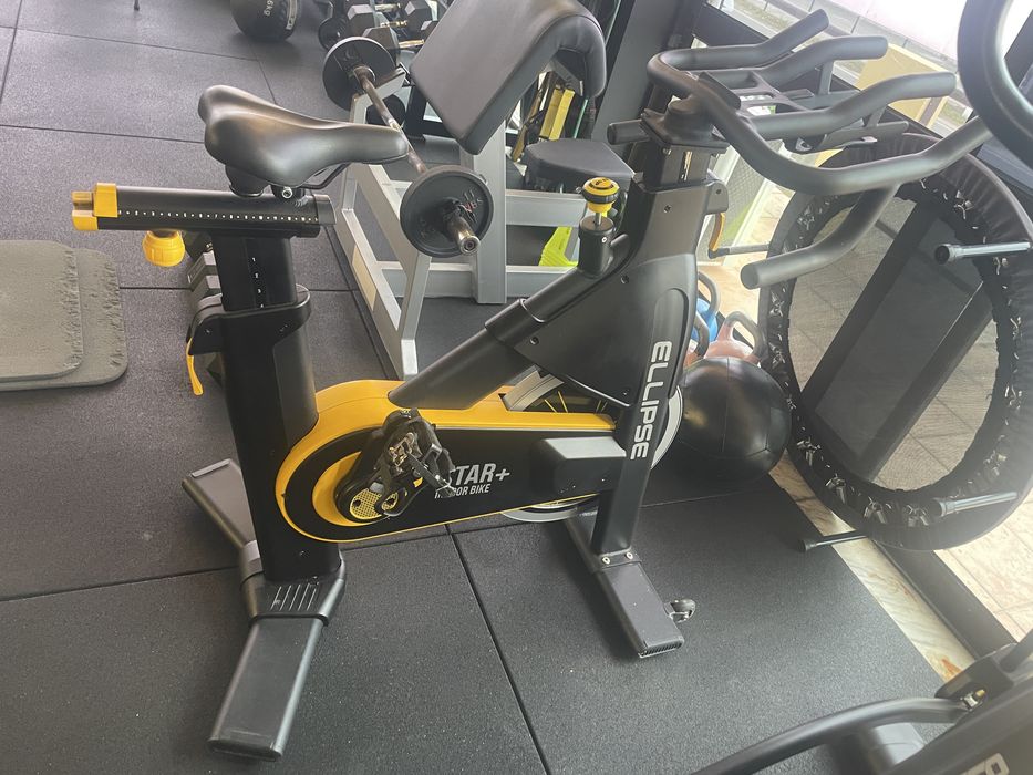 Passadeira Matrix e Bicicleta spinnign Ellipse