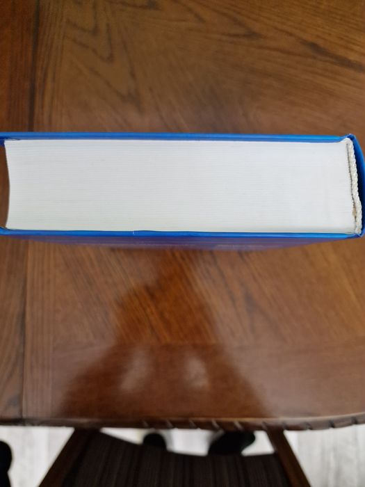 Продам книгу терапевтический справочник по дерматологии Альтмайера