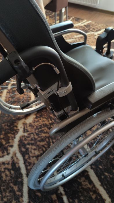 Wózek inwalidzki Vermeiren V300 30° Komfort