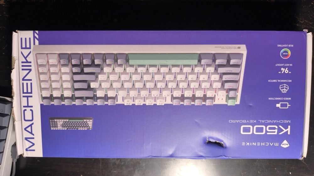 Teclado mecânico RGB