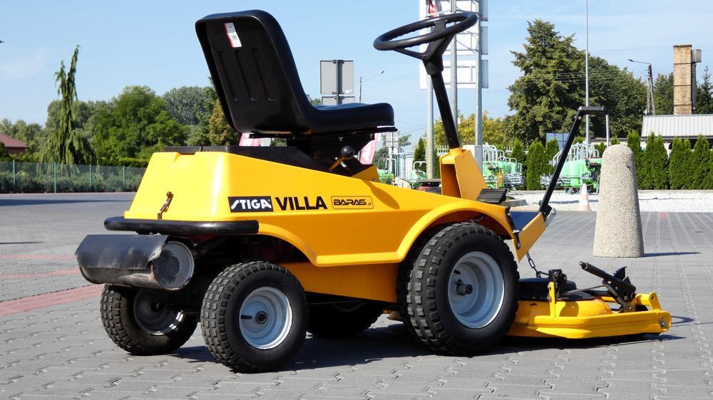 Traktorek kosiarka Stiga Villa Briggs&Stratton (200802.5) - Baras