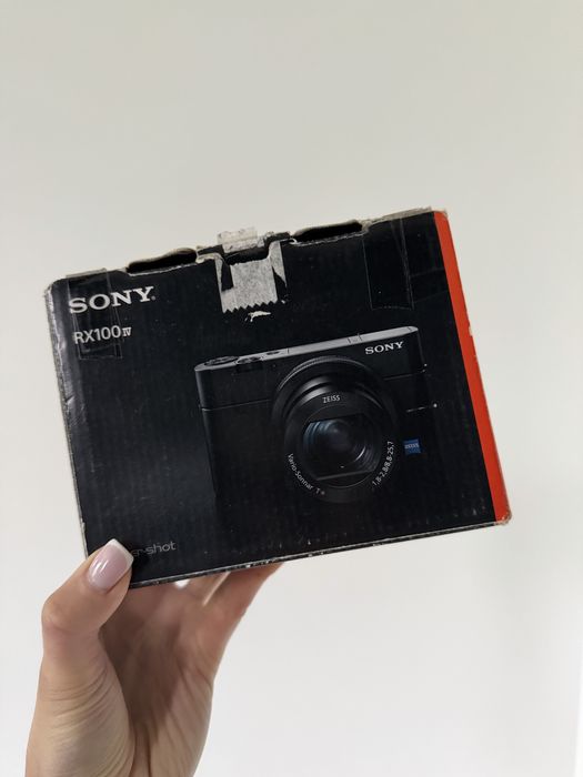sony rx100 iv - купити цифрові фотокамери - Ціна на OLX.ua