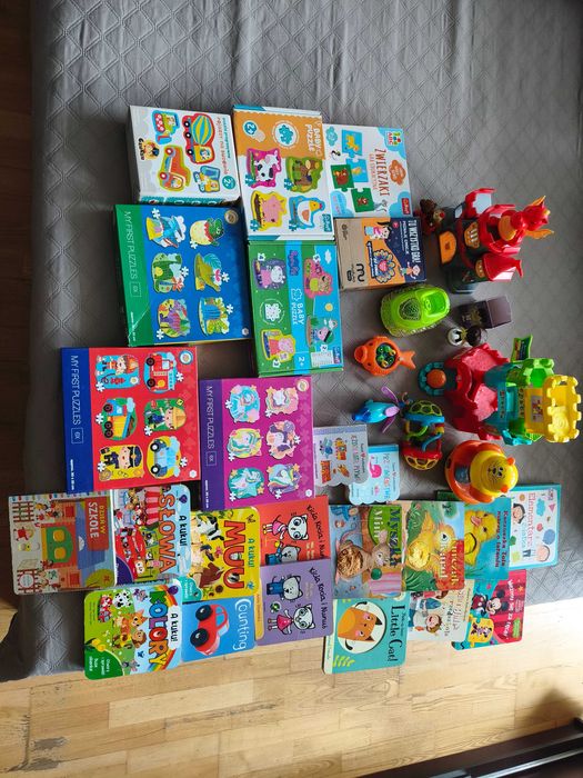 Zabawki, książki, puzzle po 10 zl