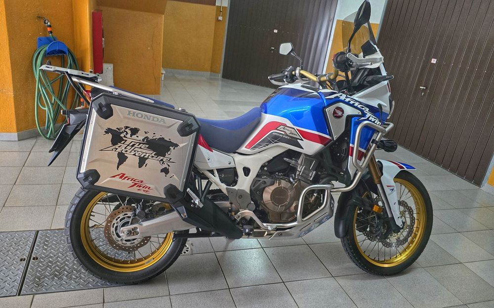 Honda CRF1000L África twin Adventure Sports Tricolor Dez 2019