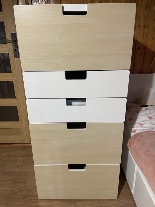 Komoda z szufladami stuva