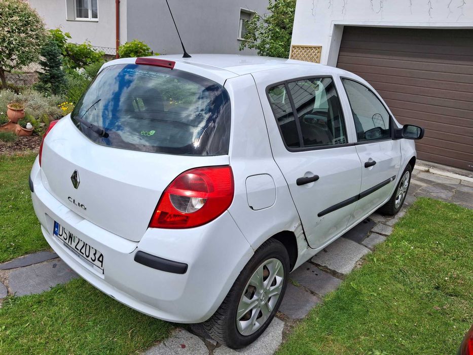 "Biała Strzała" - Renault Clio 1,2 / 2008