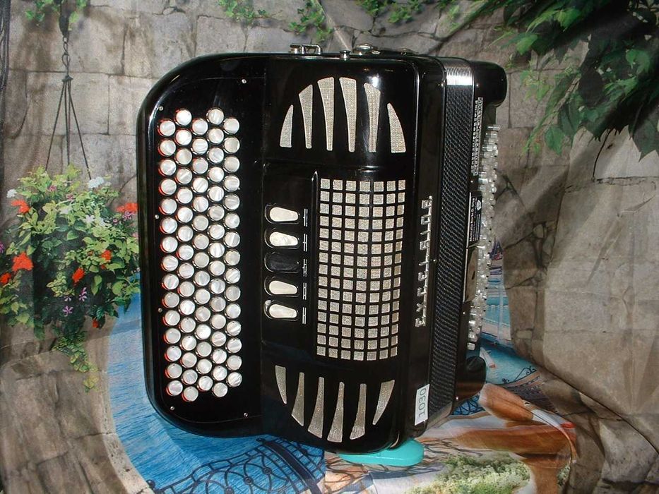 Acordeão Avenda R 1030