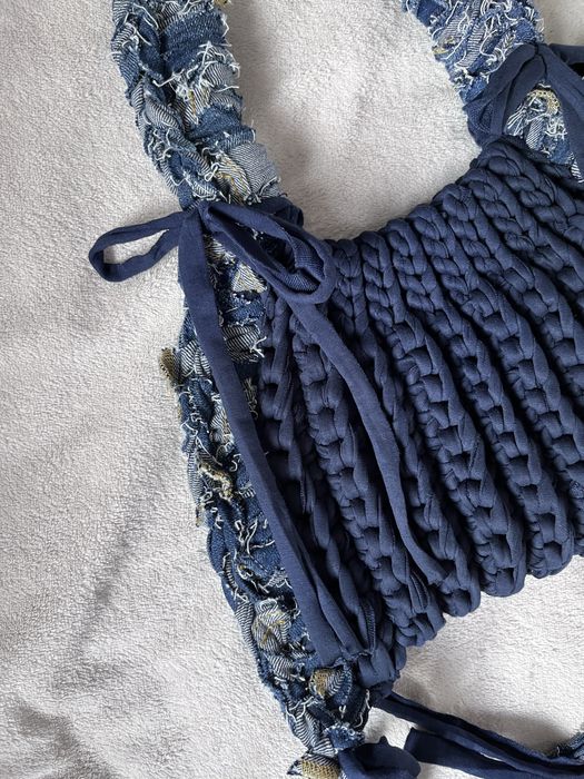 Torebka na ramię z jeansowym materiałem