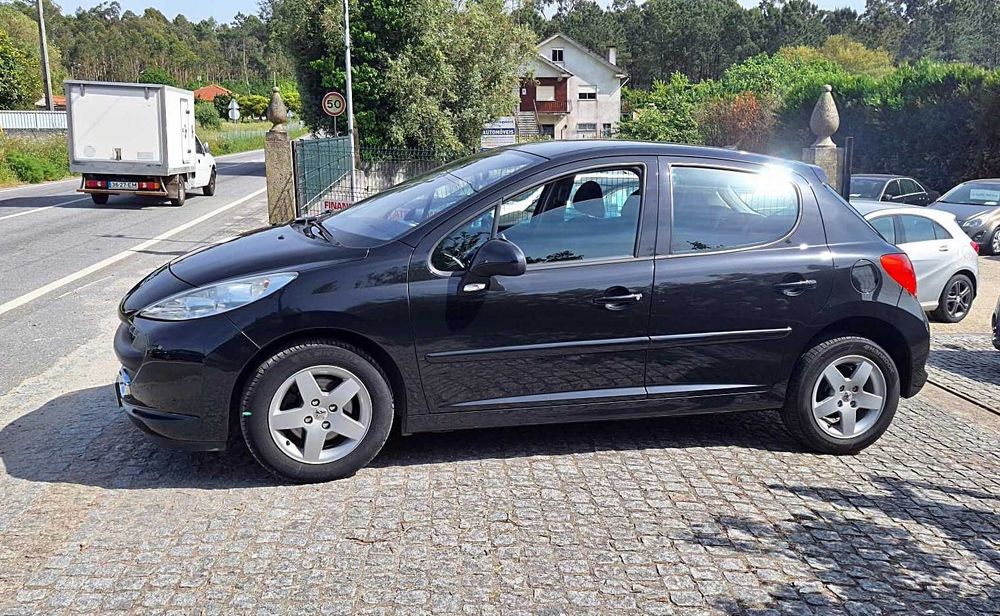 Peugeot 207 HATCHBACK 1.4 VTi 2008