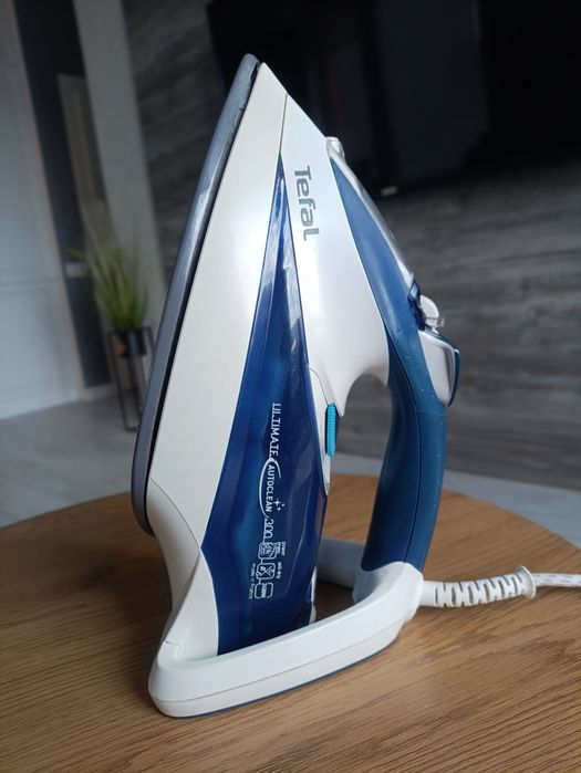 Праска Tefal Ultimate Autoclean 300, 2400W
