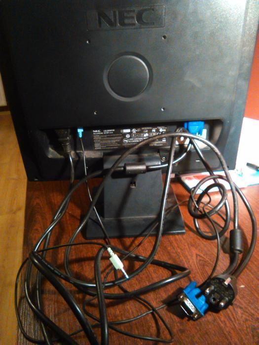 Monitor AccuSync LCD72VM. Sprawdź!!!