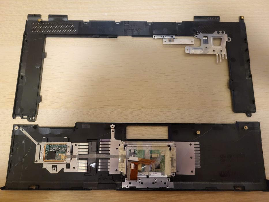 Palmrest + Ramka do ThinkPad T61