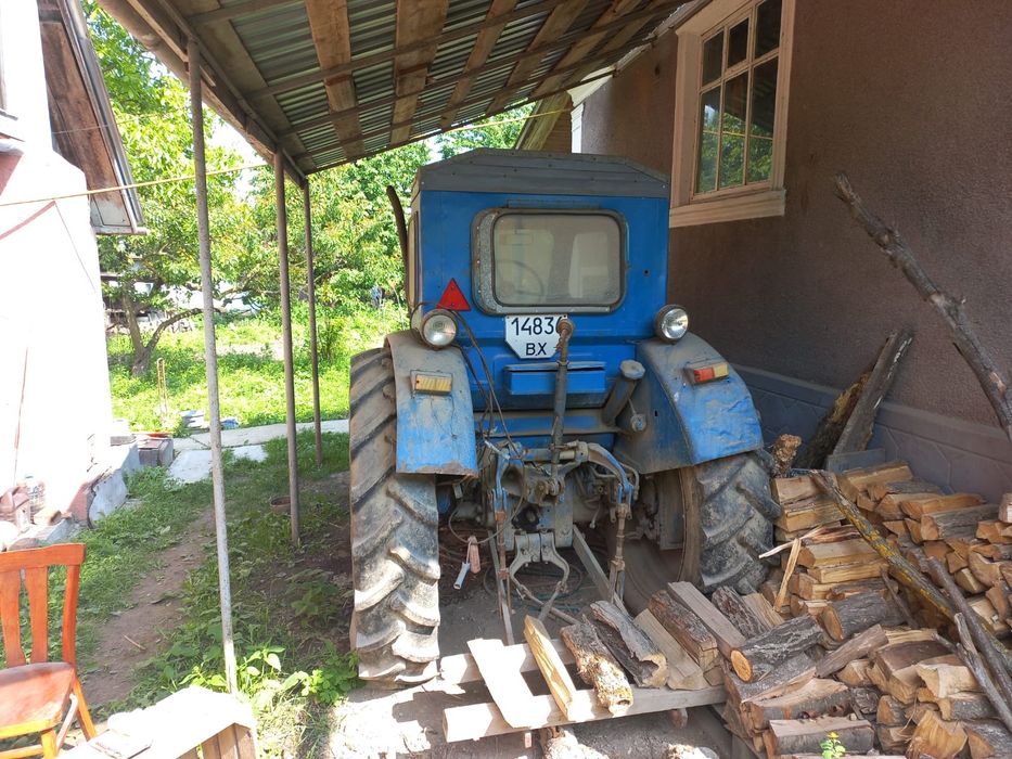Продам трактор Т40