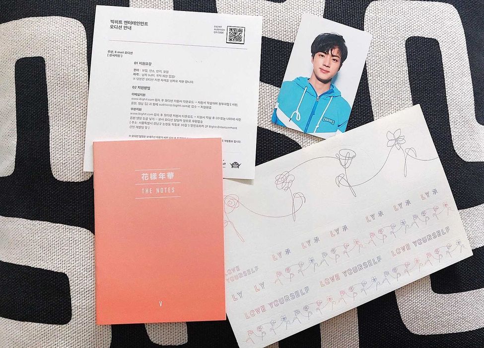 BTS - Love Yourself: Her (Ver. V) - c/ TUDO + incl. photocard Jin