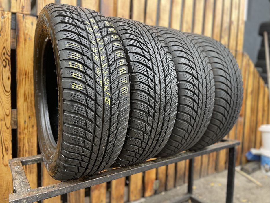 Шини бу 205/60 r16 Bridgestone (cтан нових)