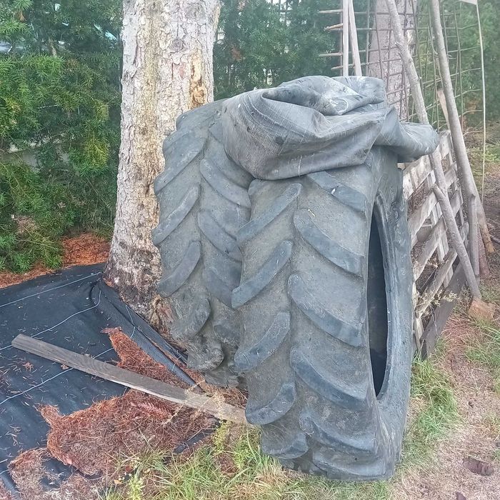 opony rolnicze firestone 320 R24/70