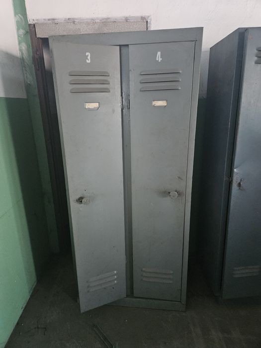 Szafki pracownicze BHP ubraniowe